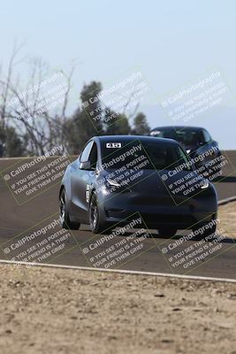 media/Nov-08-2025-Speed Ventures (Sat) [[1c7a6332f5]]/TC B/Session 2 (Turn 2)/